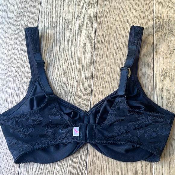 Wacoal The Awareness Underwire Bra Black Size 34D - Picture 4 of 7